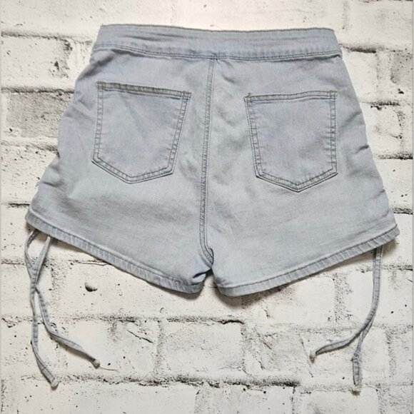 SHEIN SXY Drawstring Side Denim Shorts - Picture 14 of 16